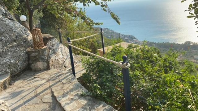 The Villa Of Blues Каламата Экстерьер фото